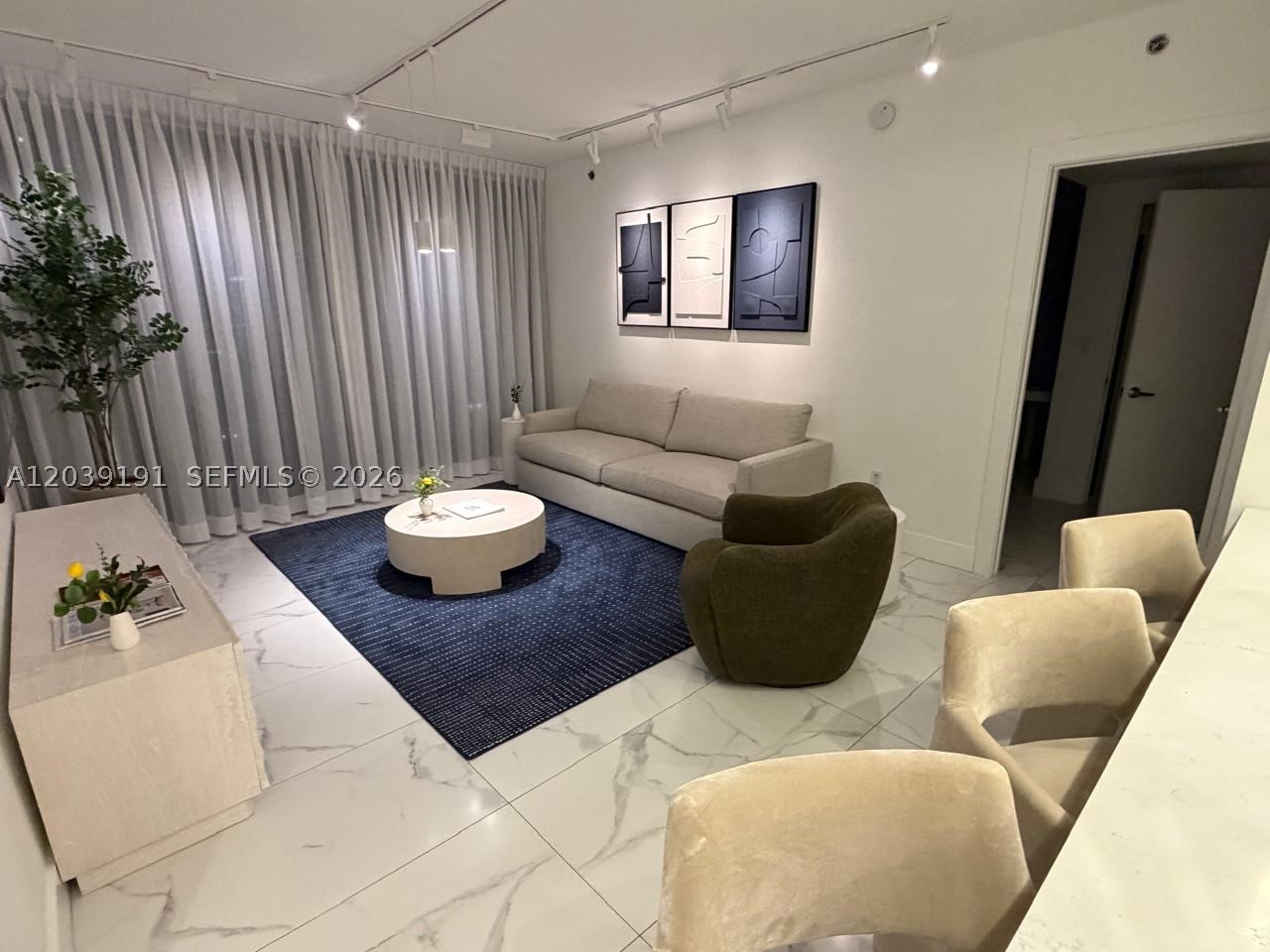 ICONBRICKELL CONDO NO 1 - Residential Lease