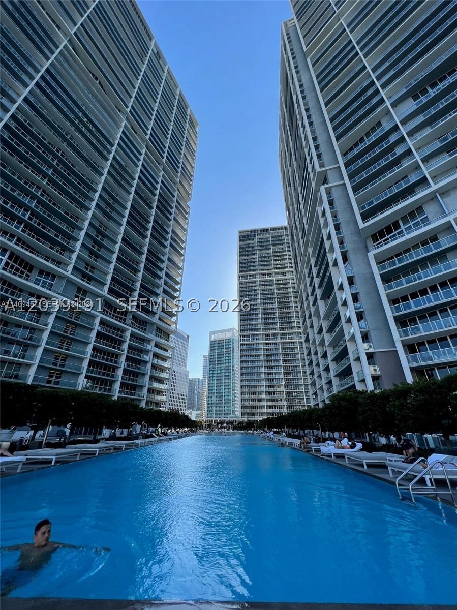 ICONBRICKELL CONDO NO 1 - Residential Lease