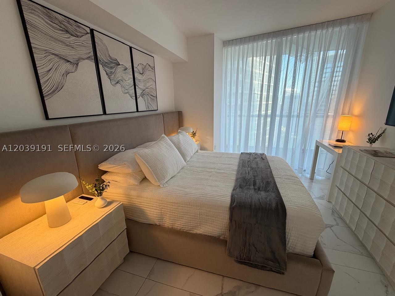 ICONBRICKELL CONDO NO 1 - Residential Lease