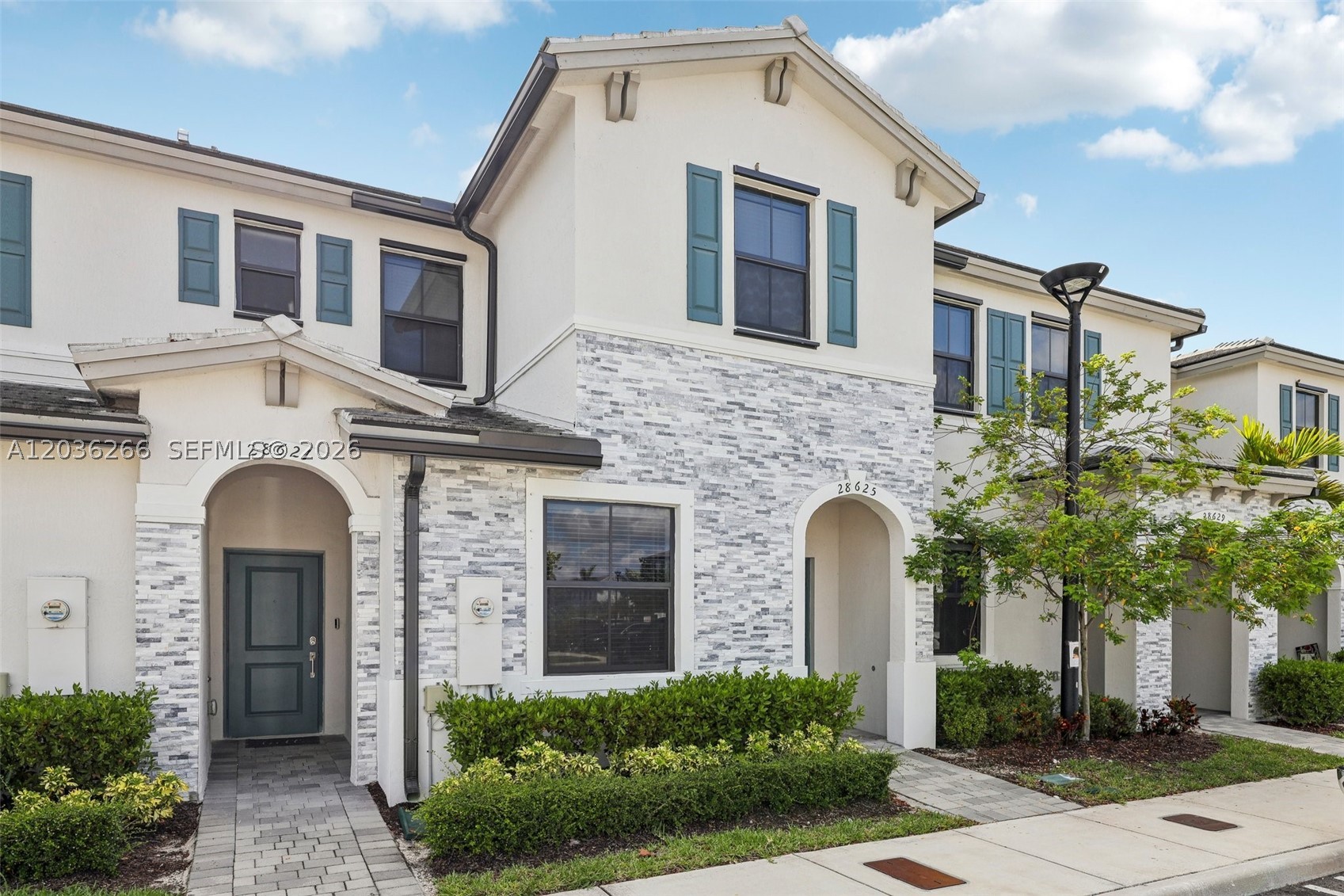 PINE ISLE - Residential Lease