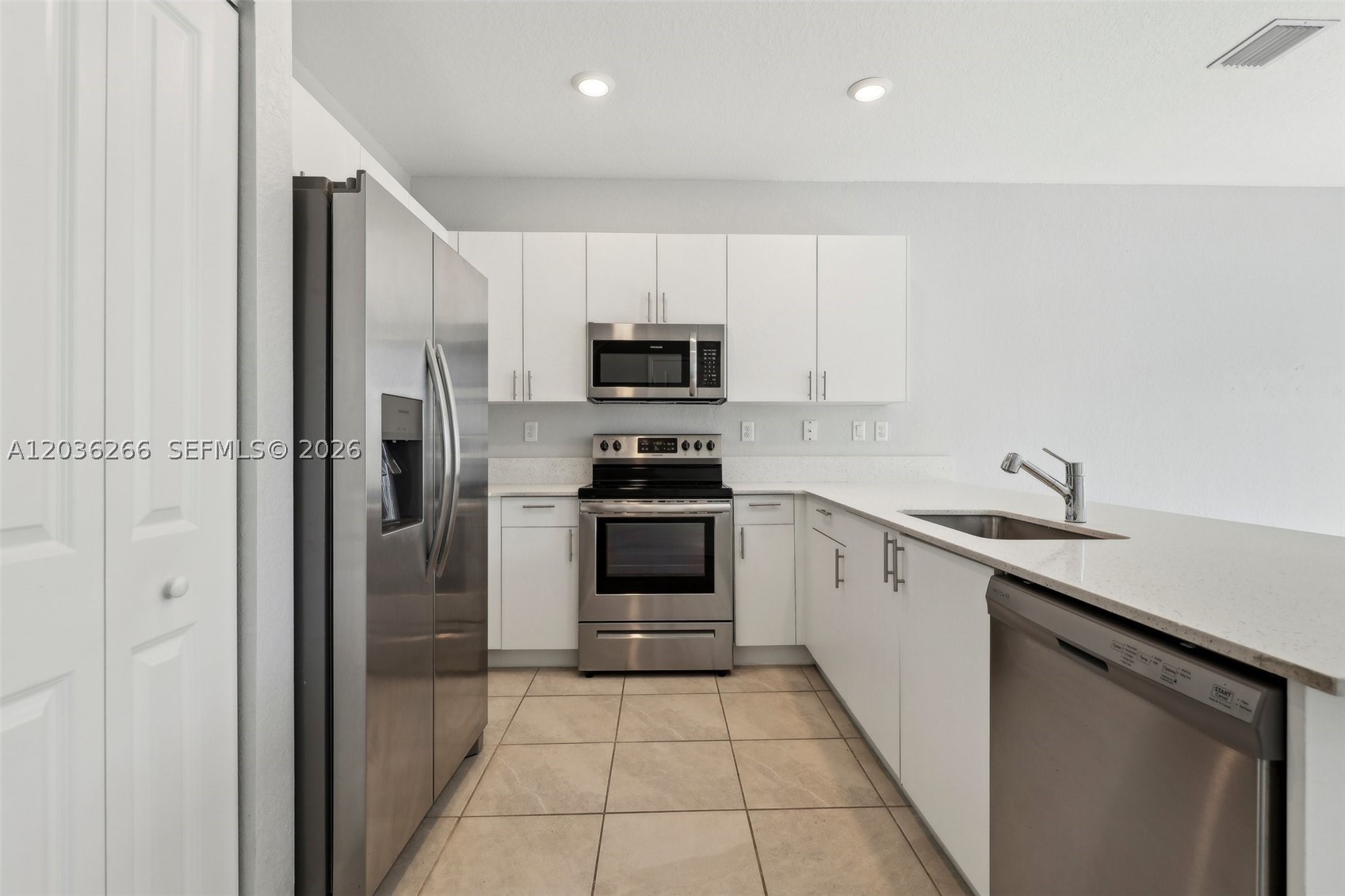 PINE ISLE - Residential Lease