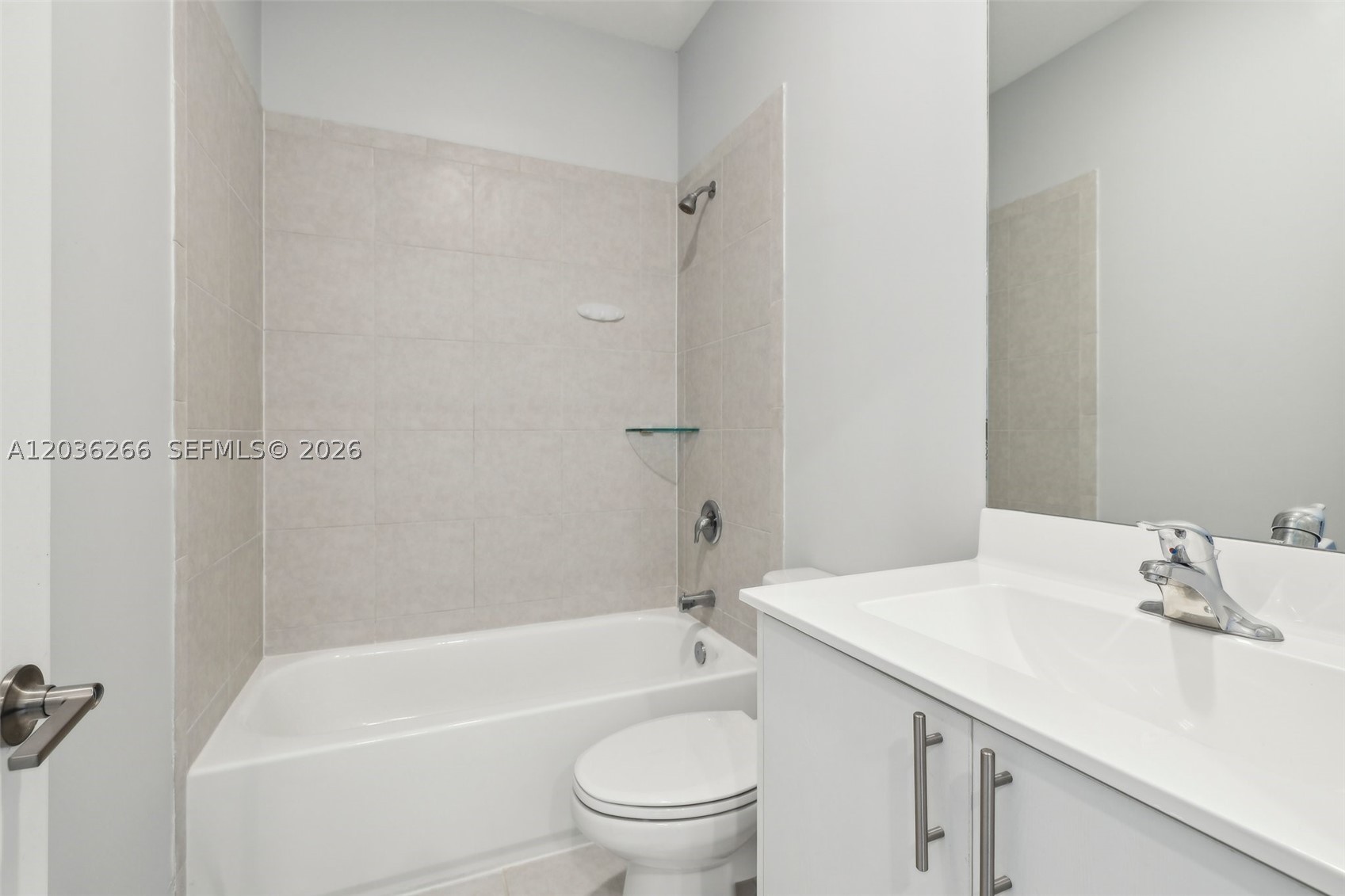PINE ISLE - Residential Lease