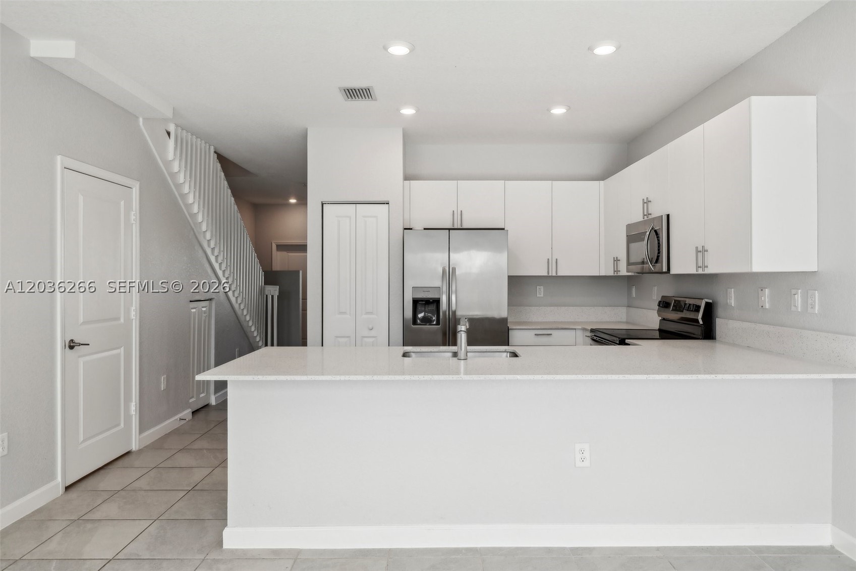 PINE ISLE - Residential Lease