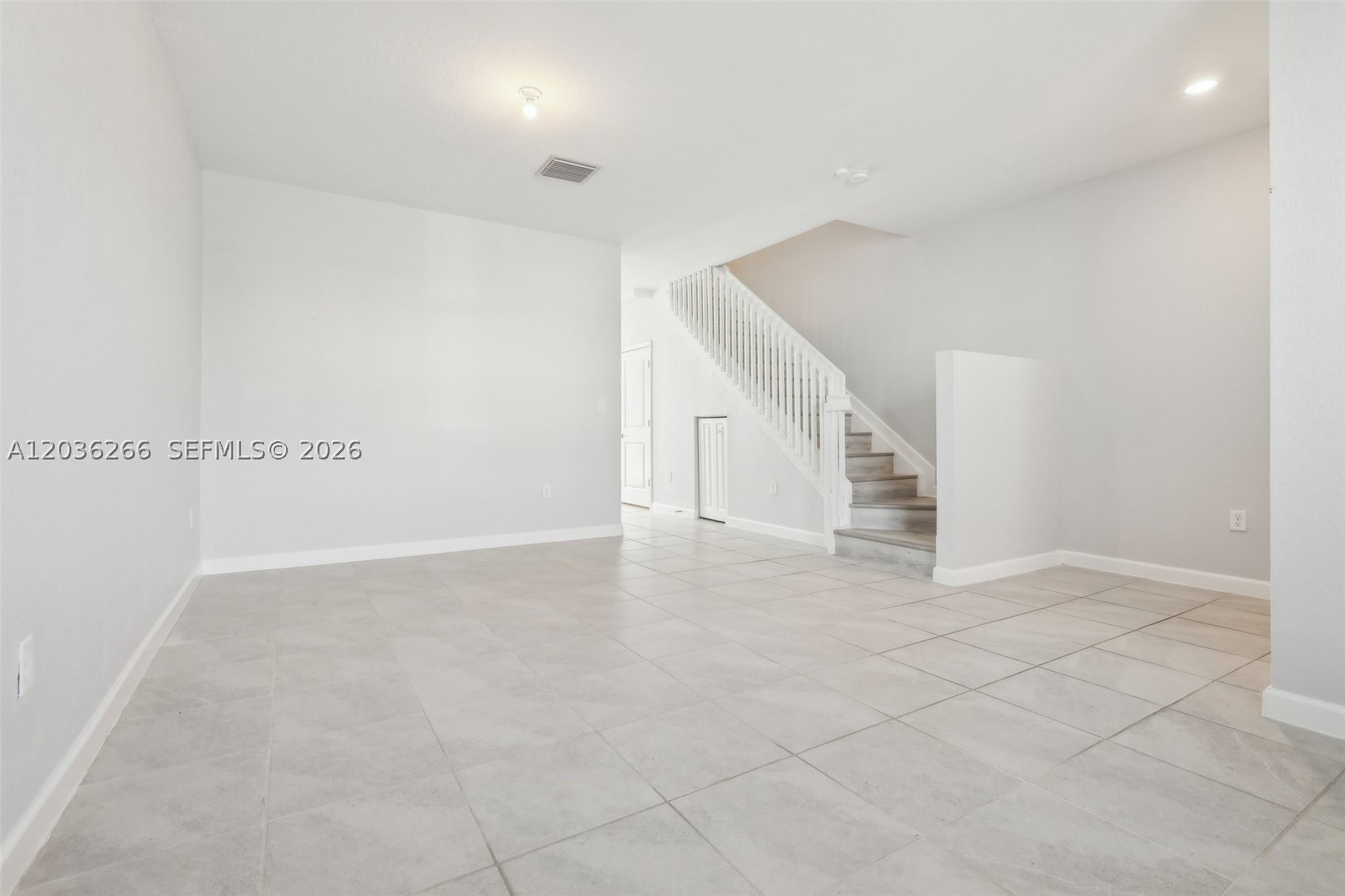 PINE ISLE - Residential Lease