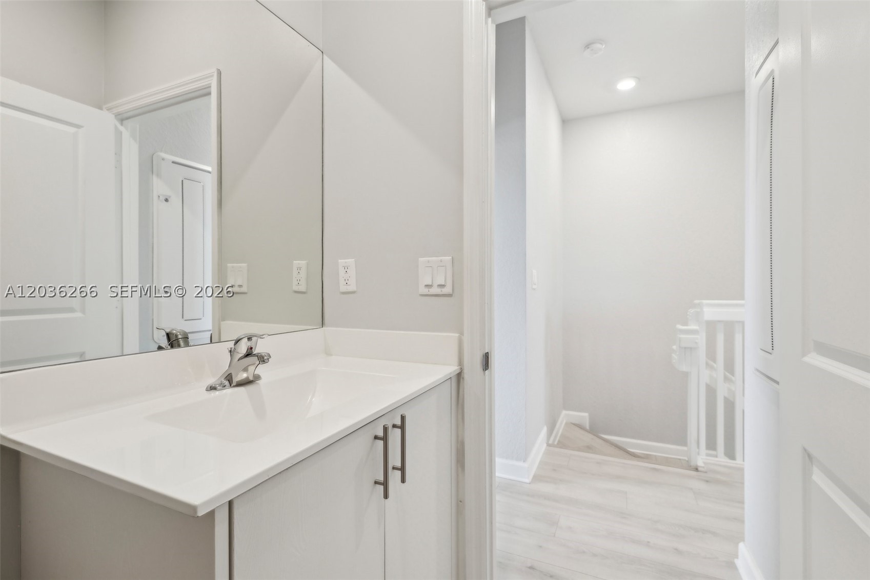 PINE ISLE - Residential Lease