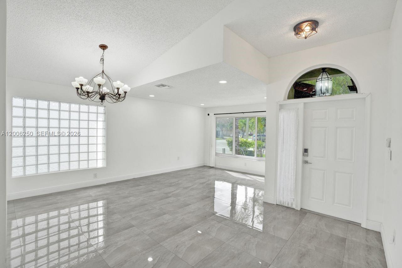 SILVER LAKES PHASE III - Residential