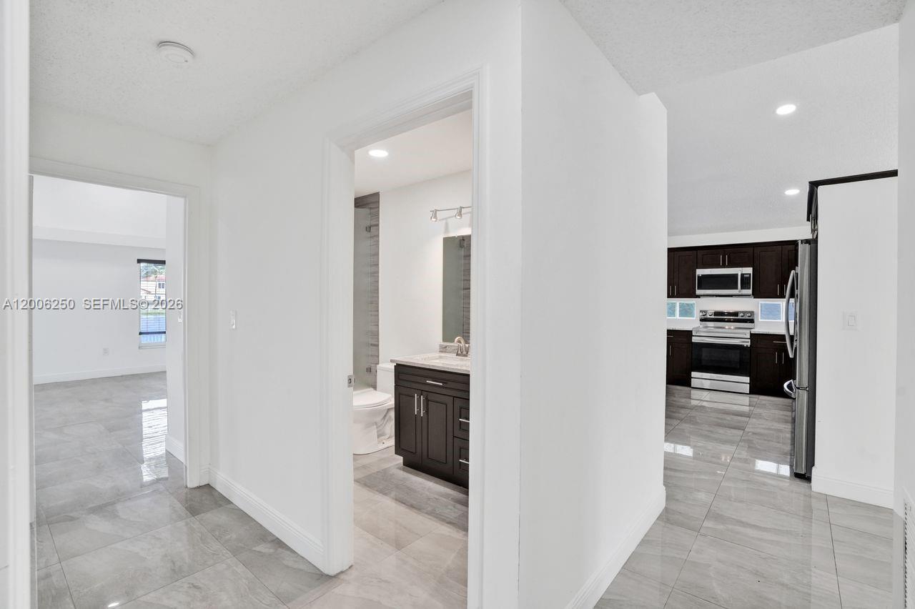 SILVER LAKES PHASE III - Residential