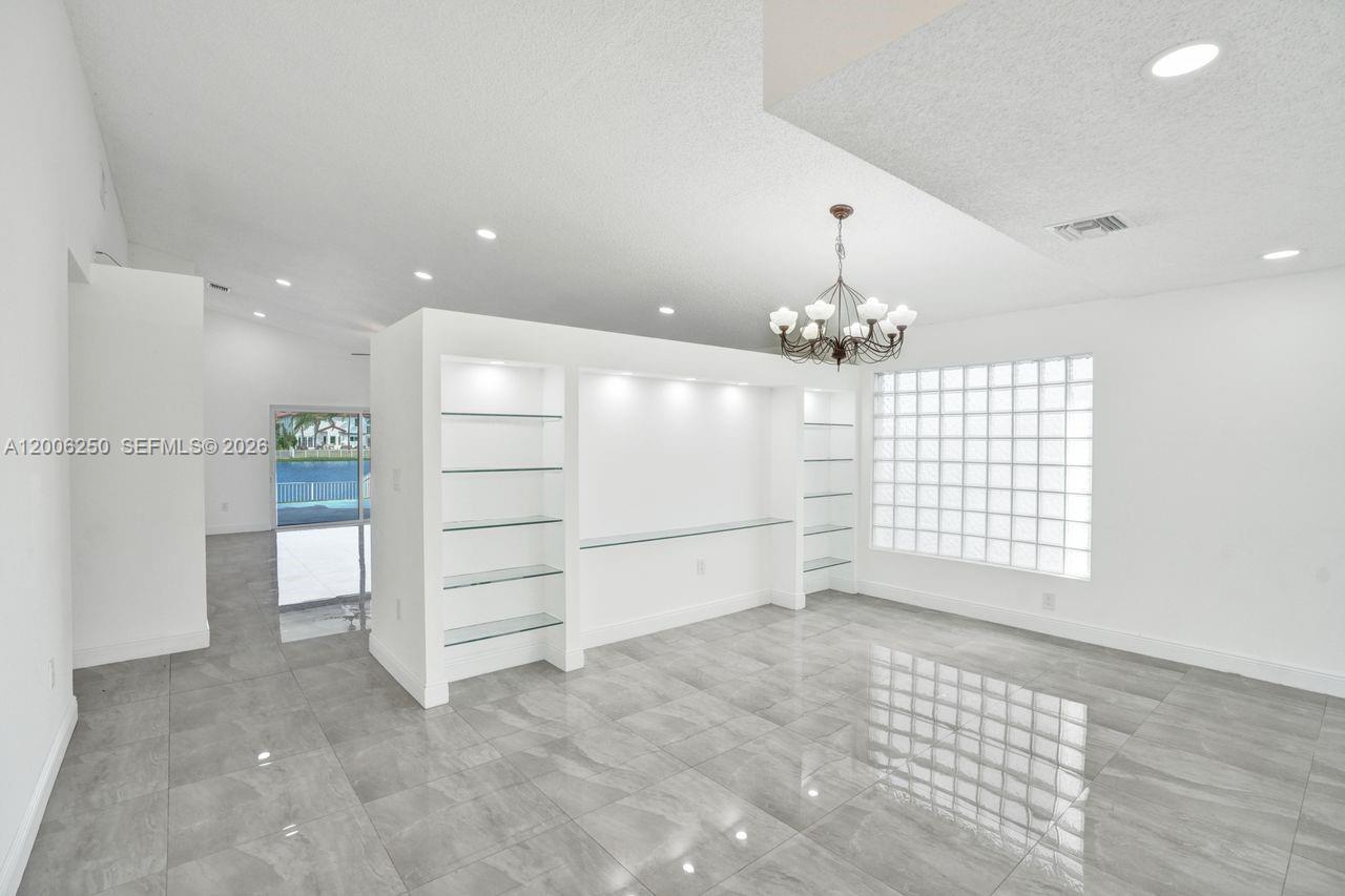 SILVER LAKES PHASE III - Residential