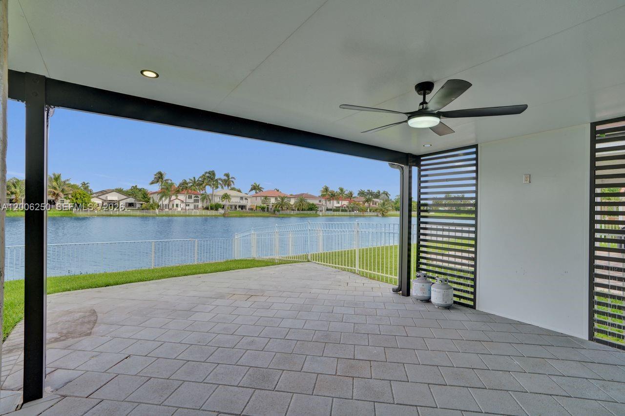 SILVER LAKES PHASE III - Residential