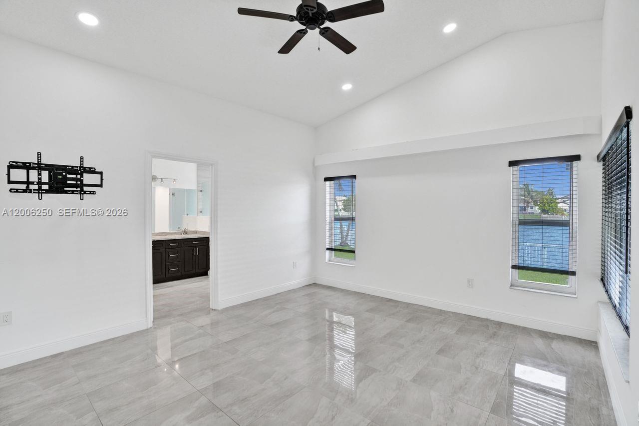 SILVER LAKES PHASE III - Residential
