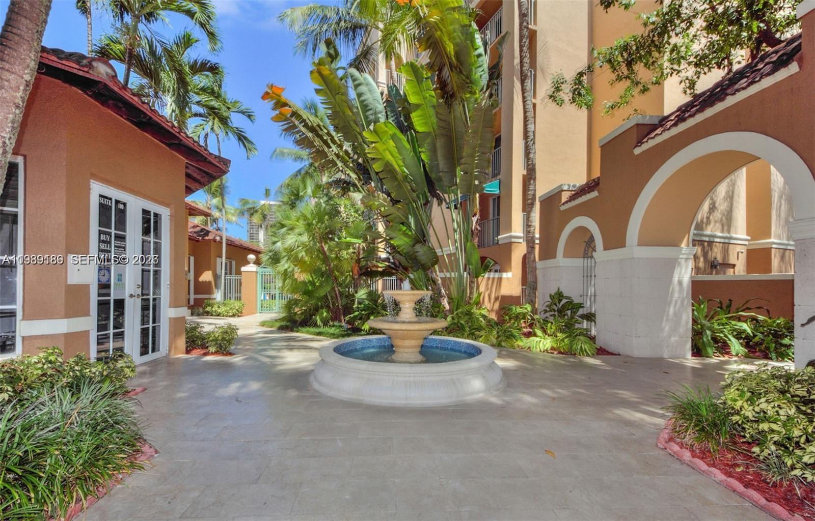 THE YACHT CLUB AT AVENTUR - Residential