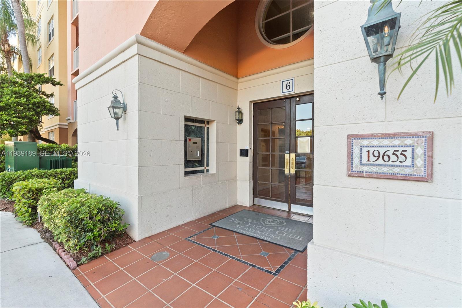 THE YACHT CLUB AT AVENTUR - Residential