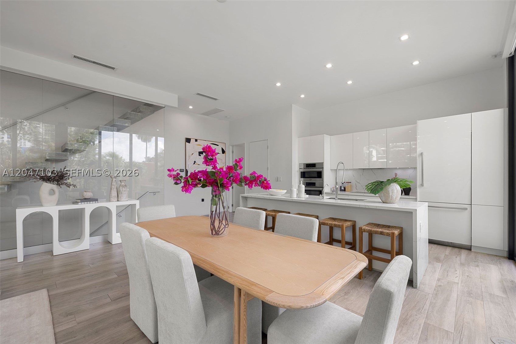 ALTON BEACH BAY FRONT RE- - Residential Lease