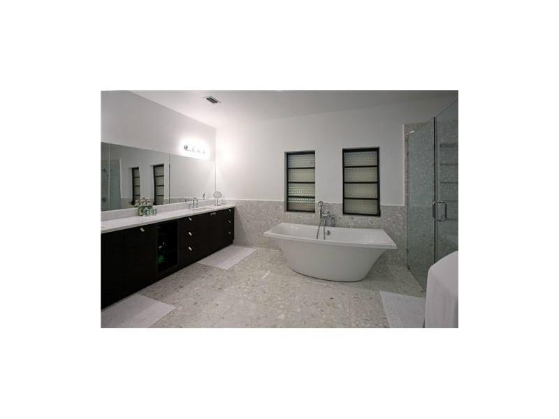 COCOPLUM SEC 1 - Residential Lease