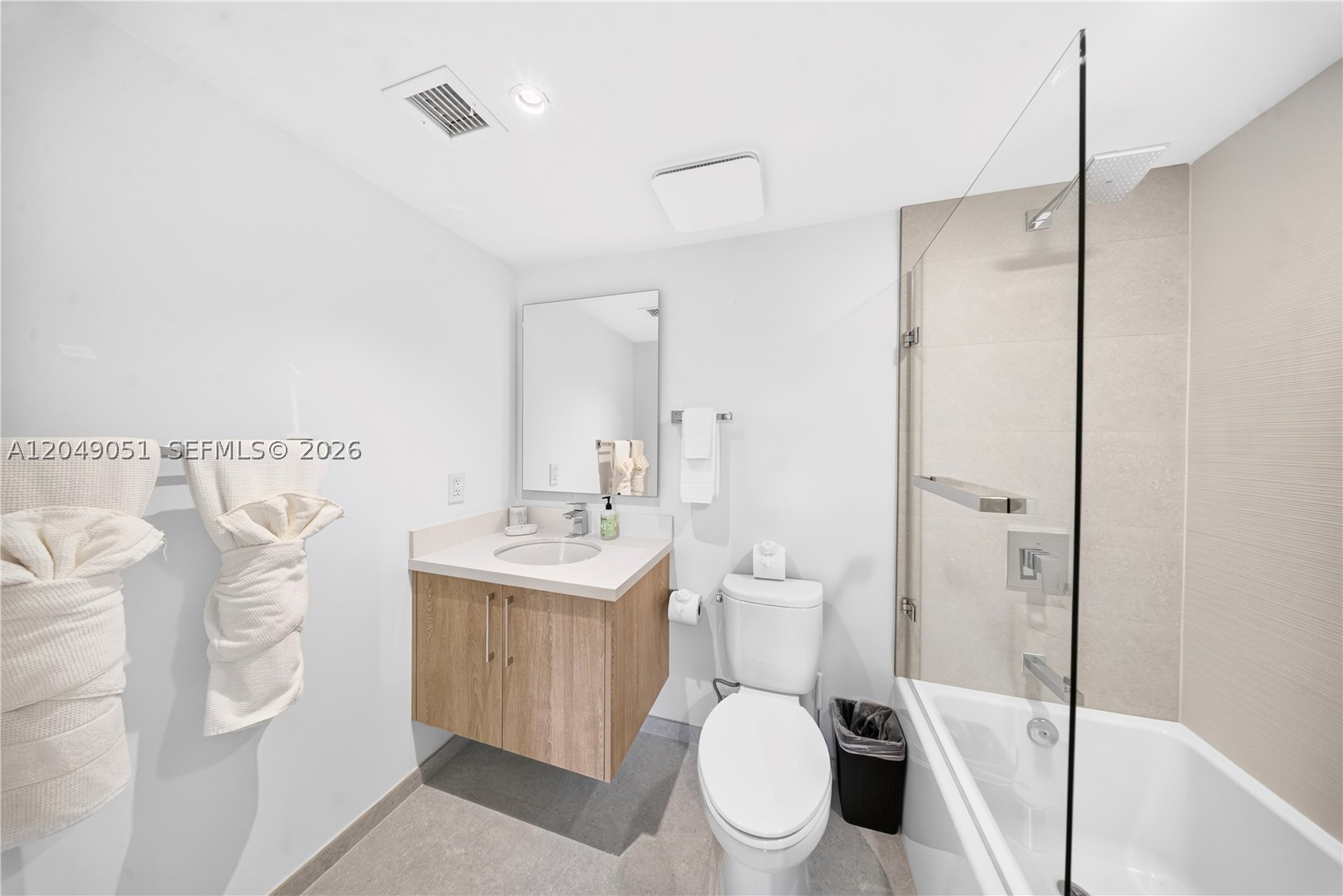 BAY HARBOR ONE CONDO - Residential Lease