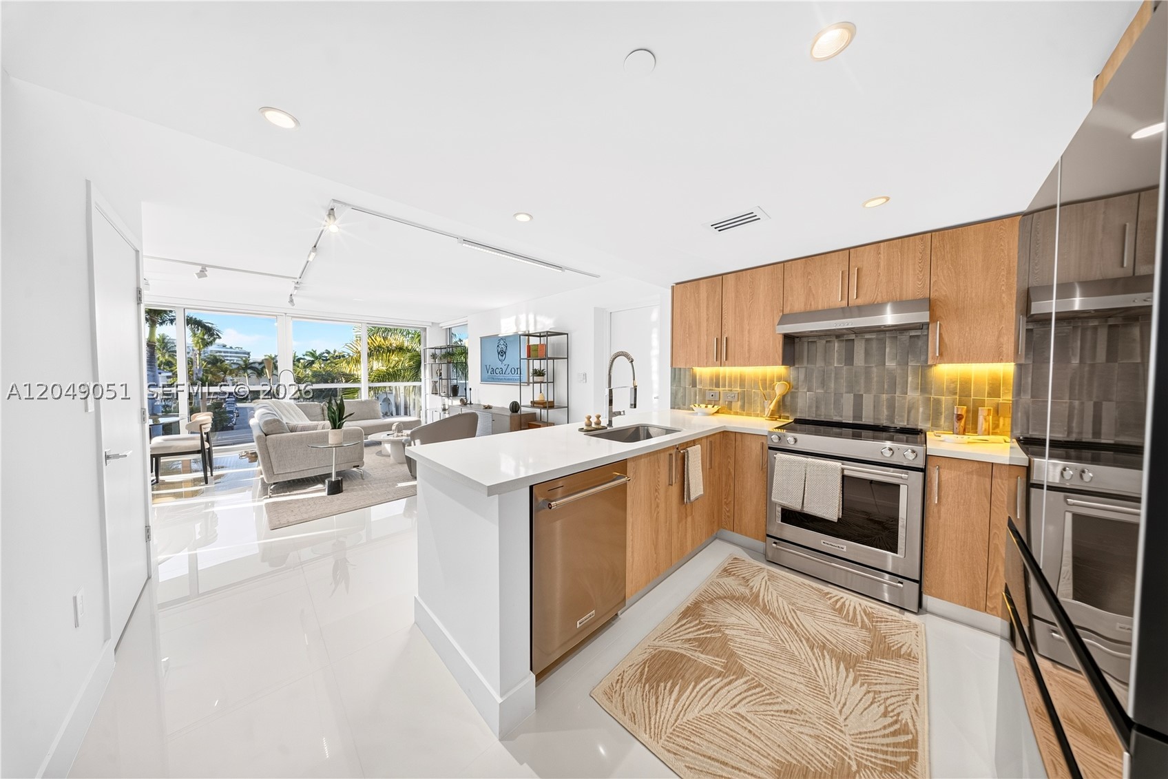 BAY HARBOR ONE CONDO - Residential Lease