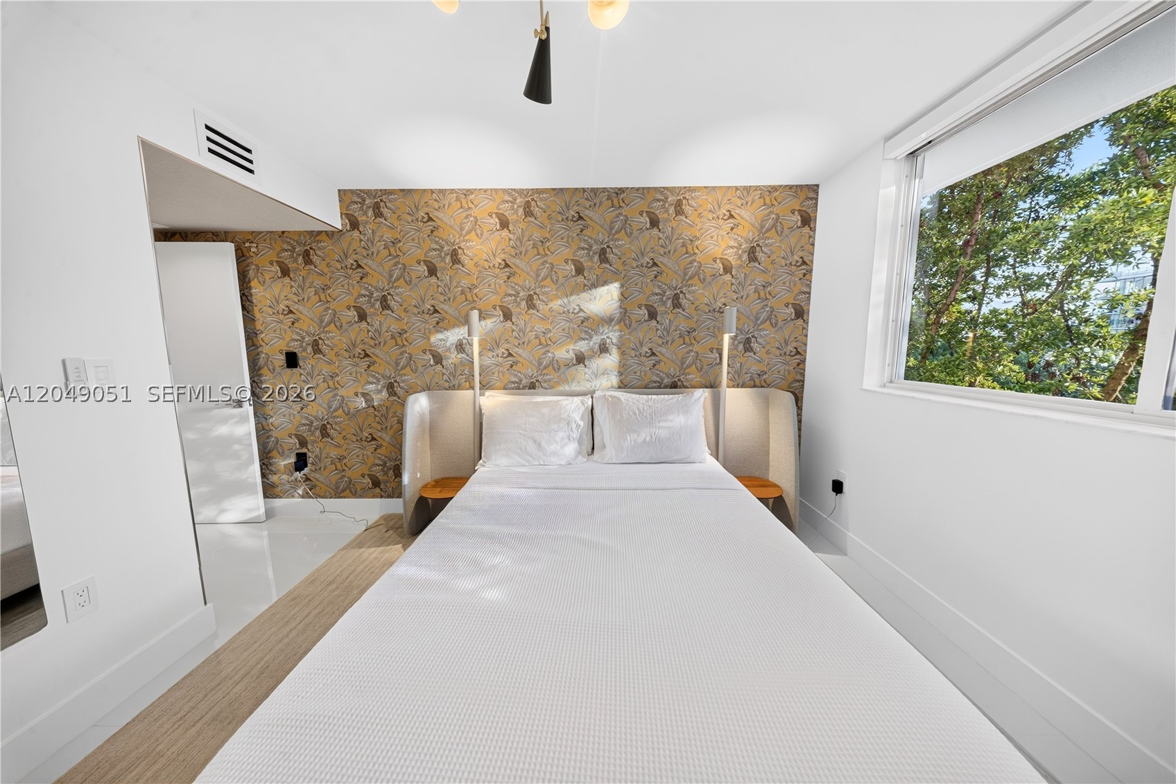 BAY HARBOR ONE CONDO - Residential Lease