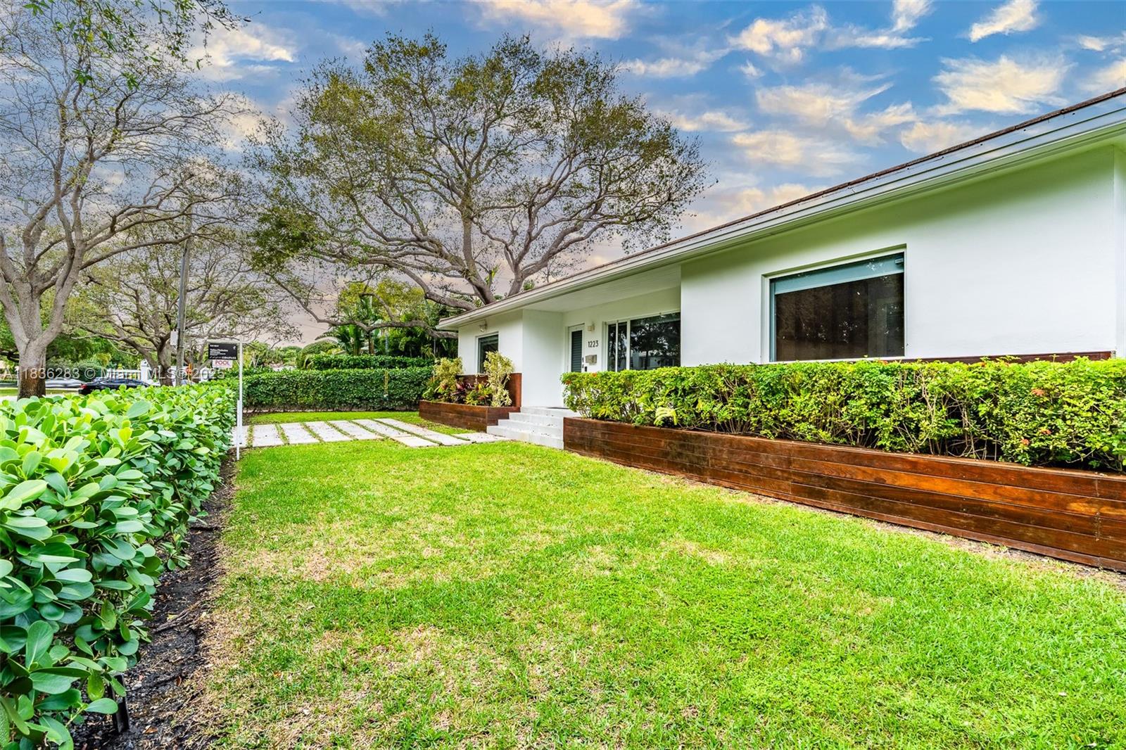 BAY BREEZE SEC MIAMI SHOR - Residential Lease