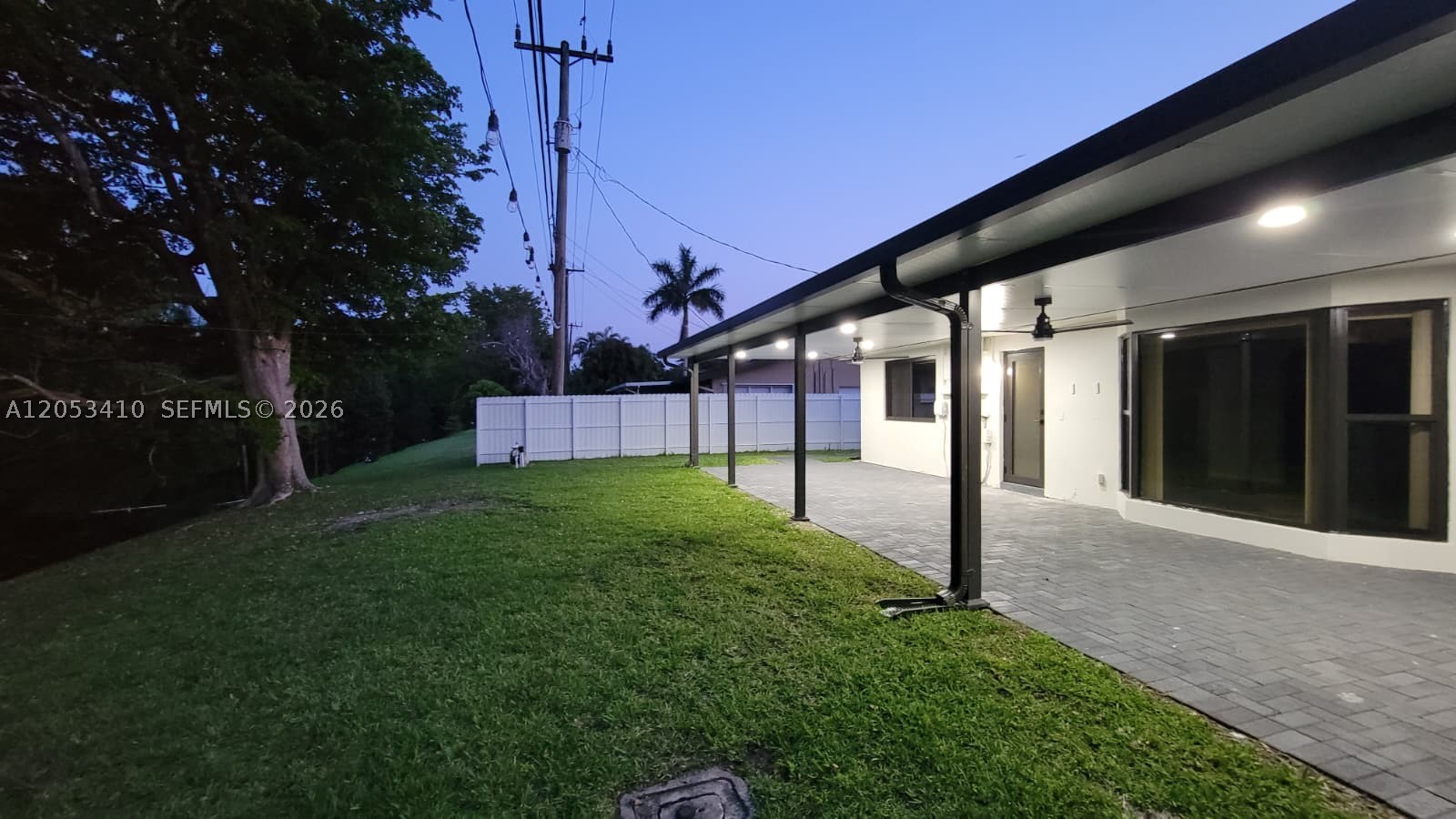 PLANTATION COURT - Residential Lease