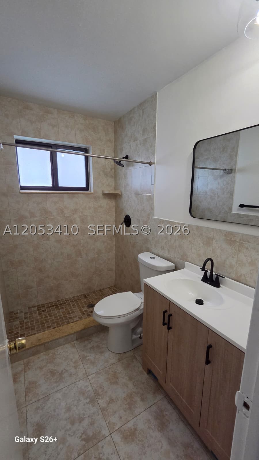 PLANTATION COURT - Residential Lease