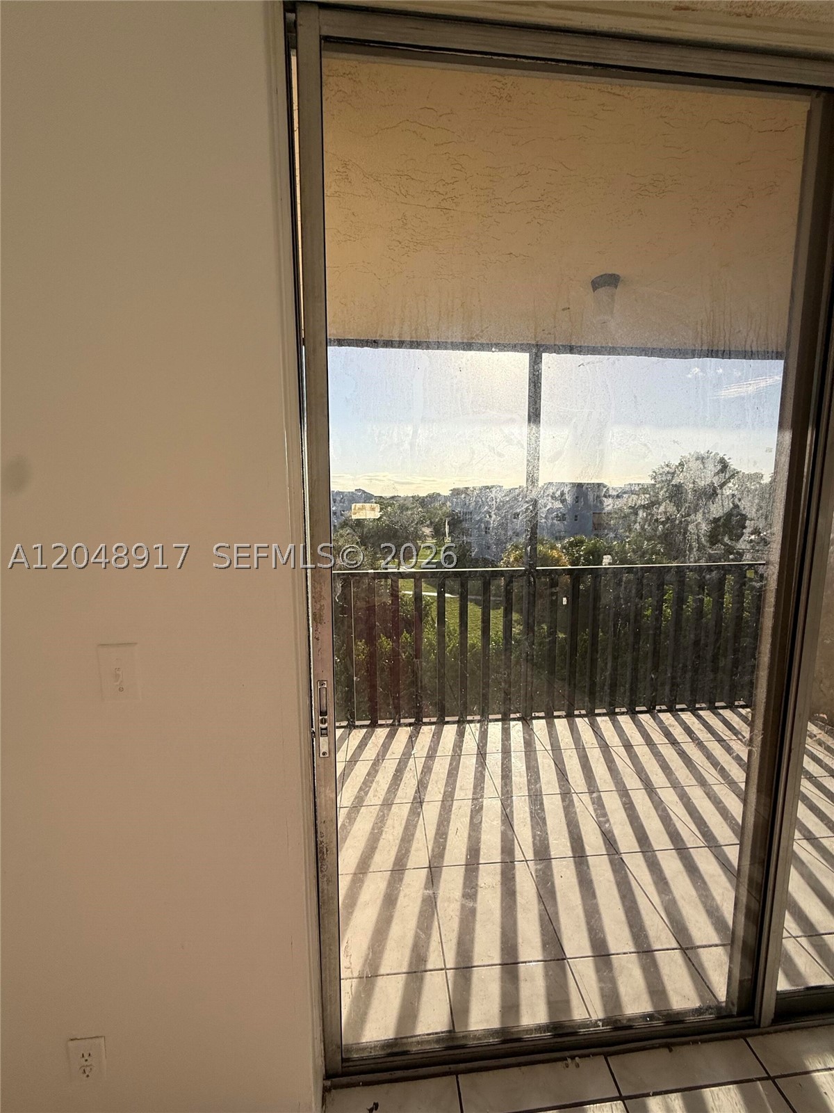 SOMERSET LAKES CONDO - Residential Lease