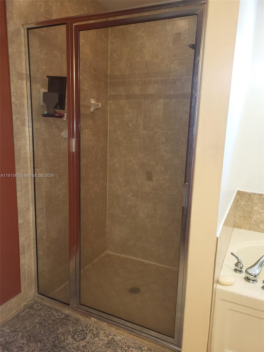 FOURTH  REPLAT OF PORTOFI - Residential