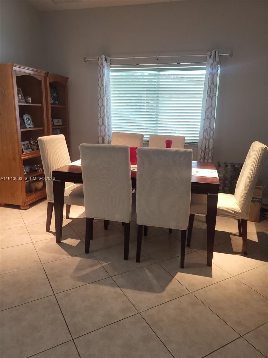 FOURTH  REPLAT OF PORTOFI - Residential