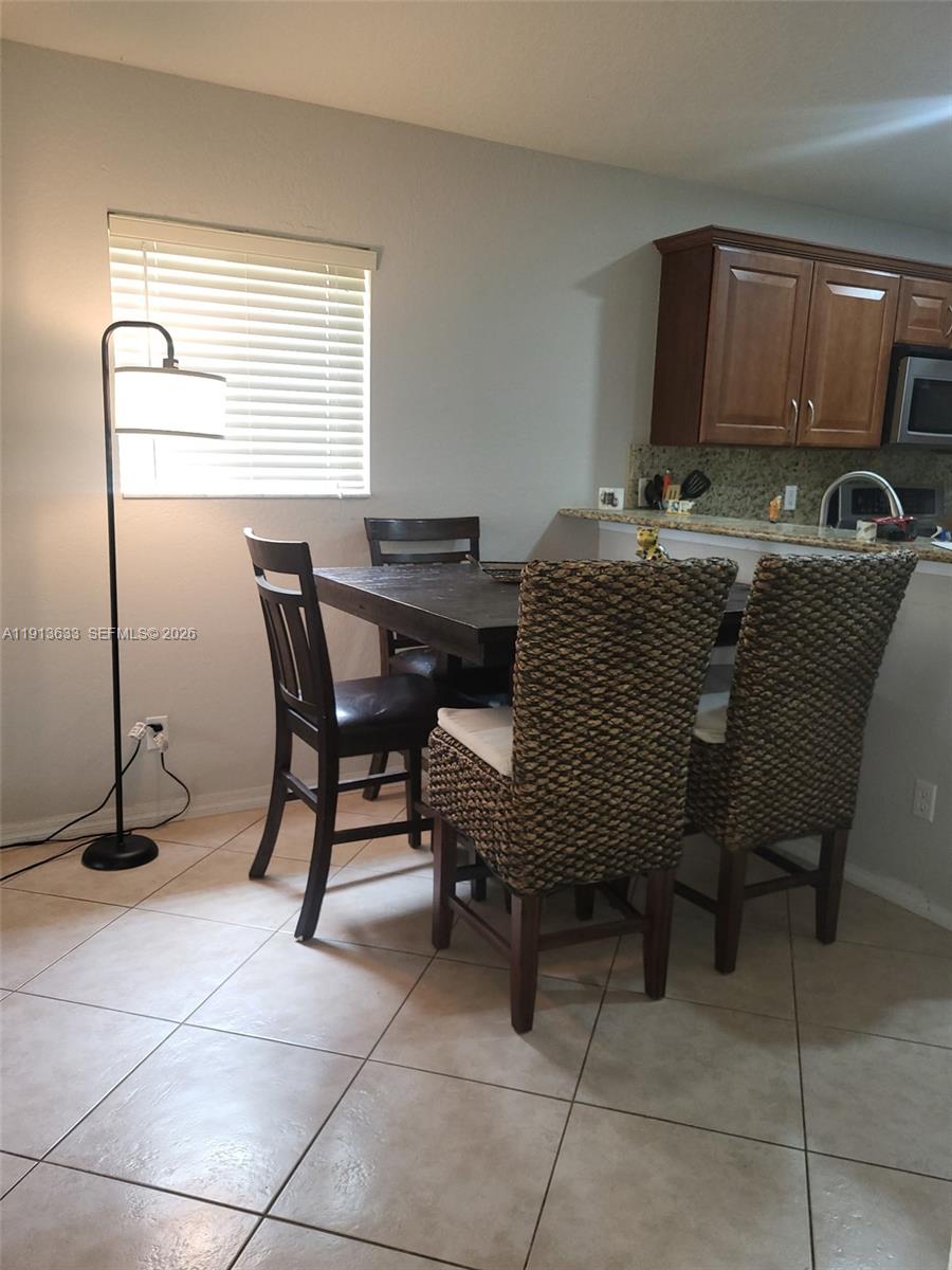 FOURTH  REPLAT OF PORTOFI - Residential