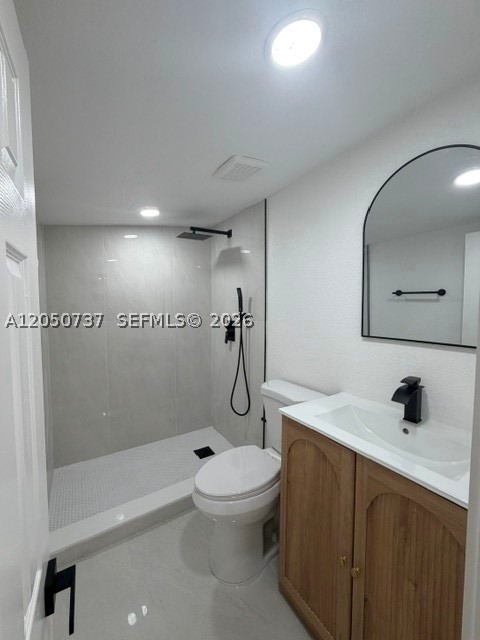 SO MIAMI HEIGHTS MANOR - Residential