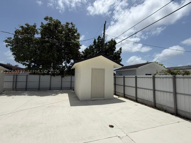 SO MIAMI HEIGHTS MANOR - Residential