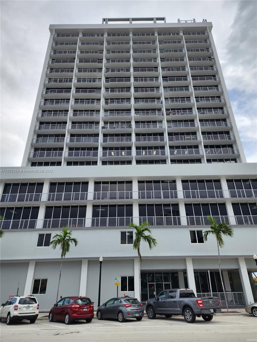 HOME TOWER CONDO - Residential