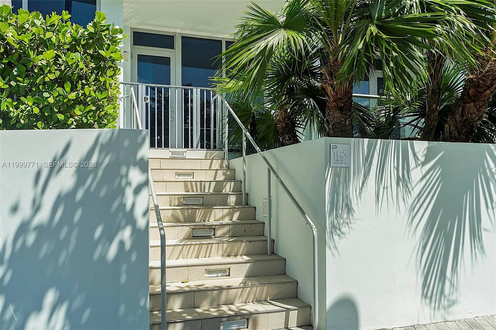 PARAMOUNT FT LAUDERDALE C - Residential