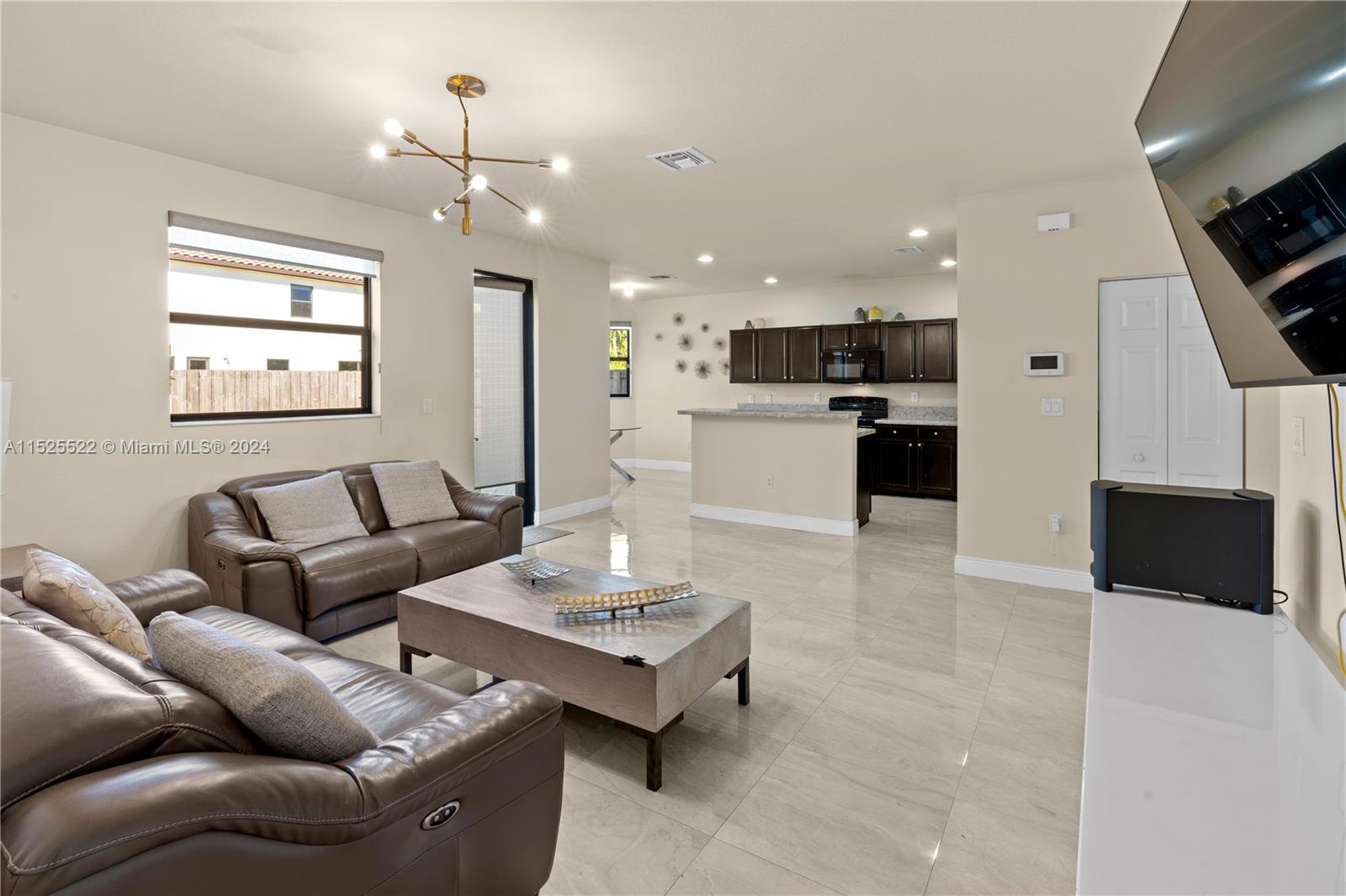 OASIS AT CAPRI - Residential