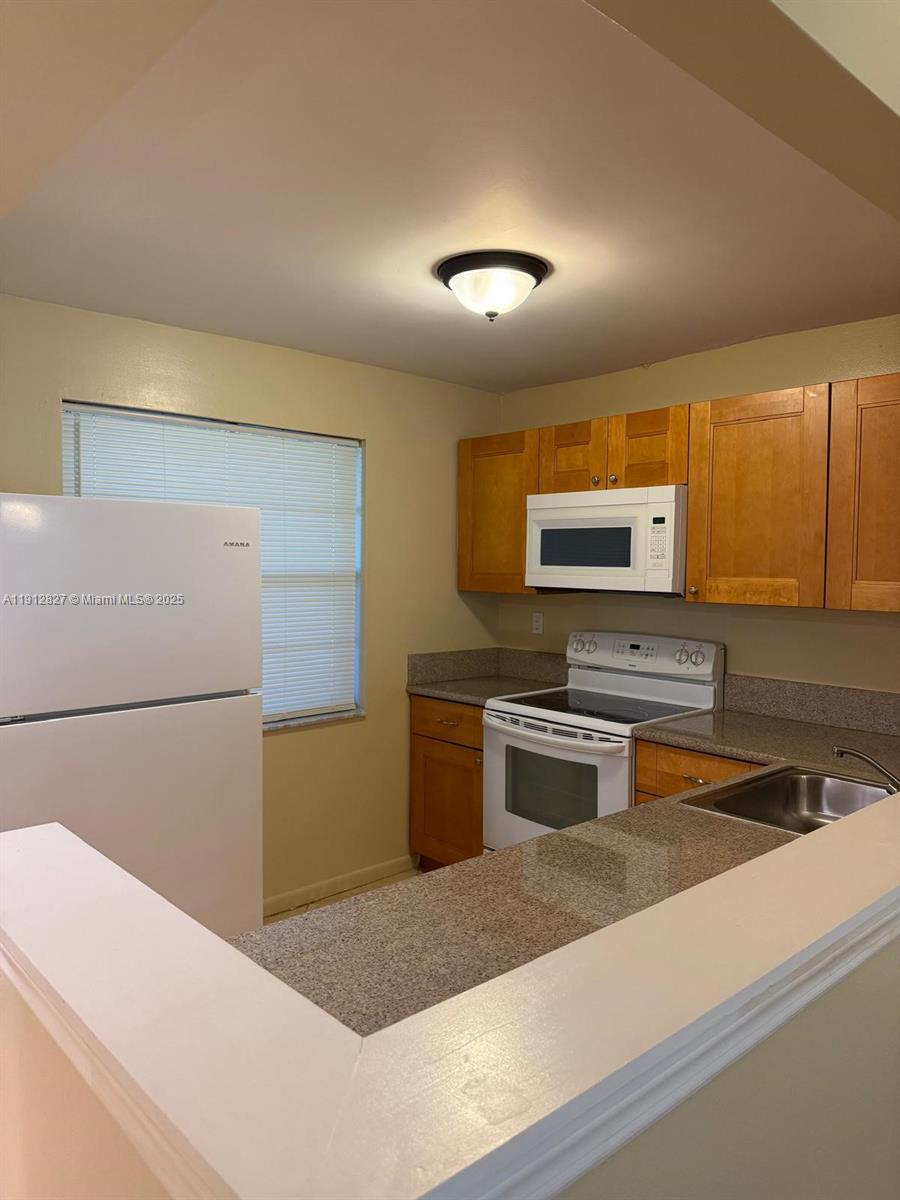CYPRESS CHASE NORTH NO 2 - Residential Lease