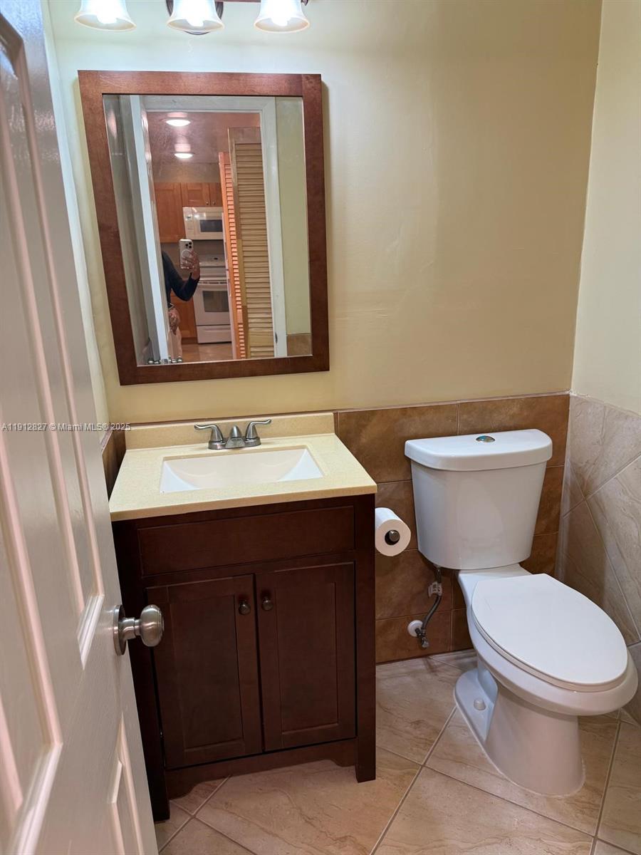 CYPRESS CHASE NORTH NO 2 - Residential Lease