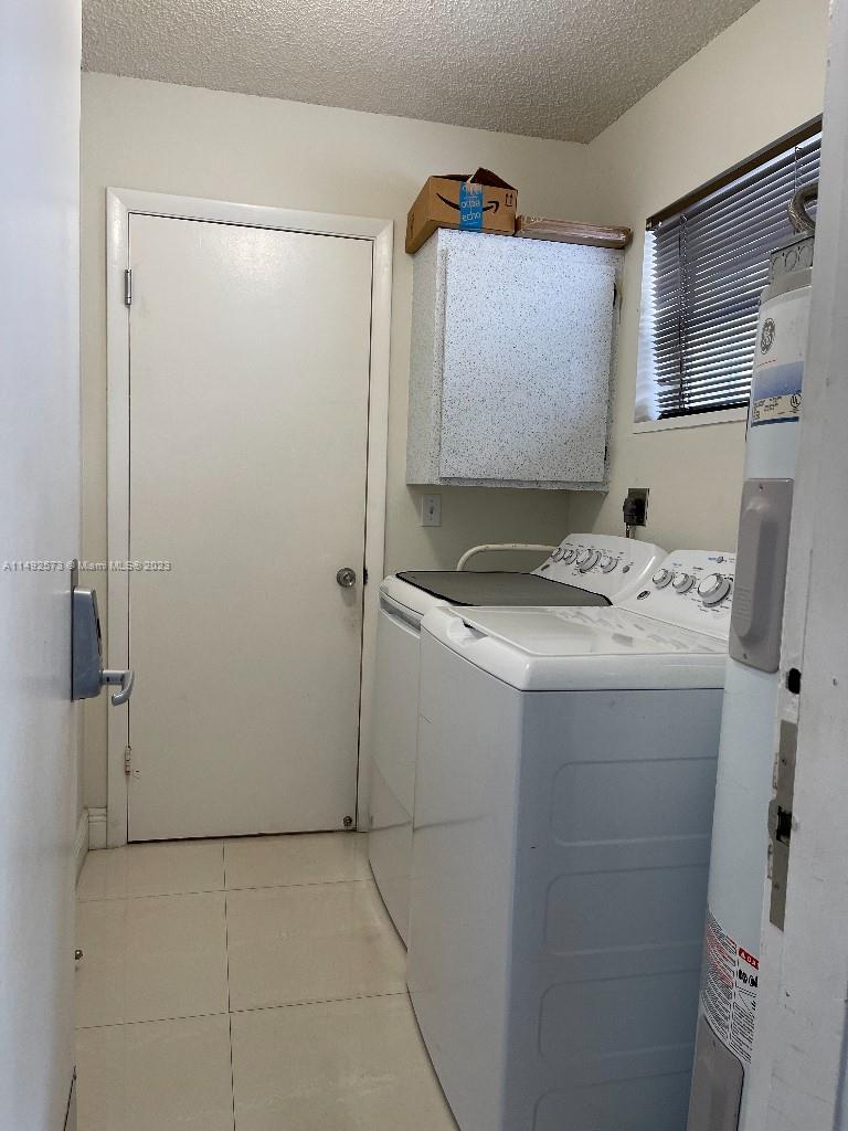 WEITZER SHAUNA MEADOWS SE - Residential