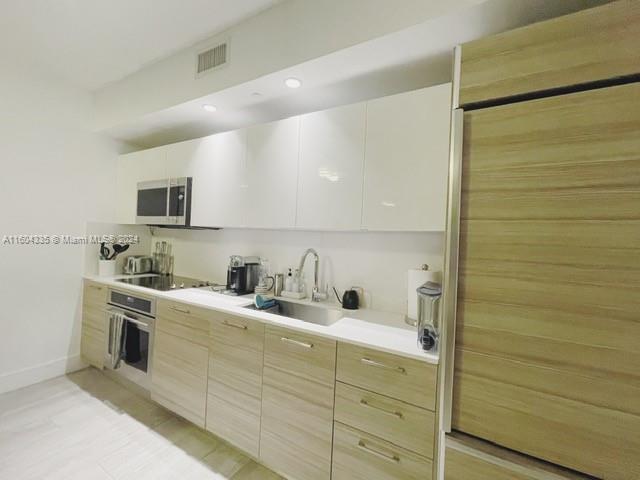 3401 MIDTOWN CONDO - Residential