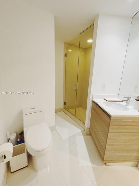 3401 MIDTOWN CONDO - Residential