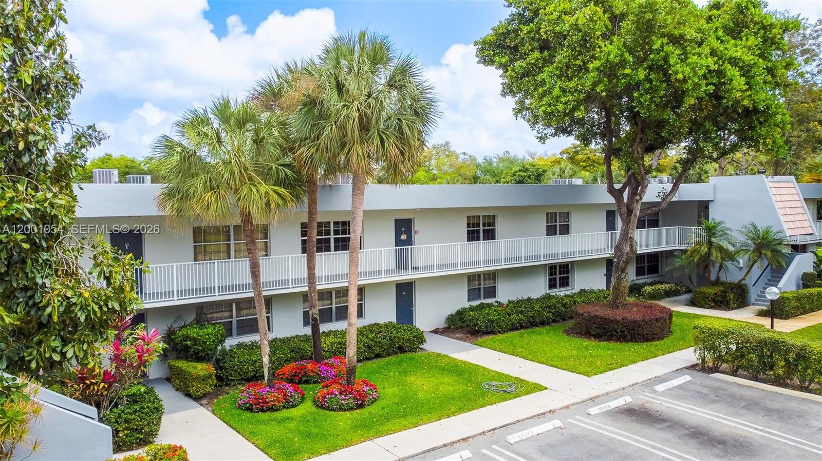 NO 14 PALM-AIRE COUNTRY C - Residential