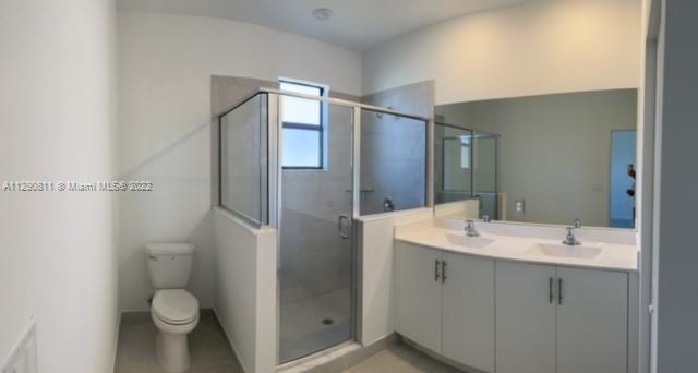 SILVER PALMS RESIDENTIAL H - Residential Lease