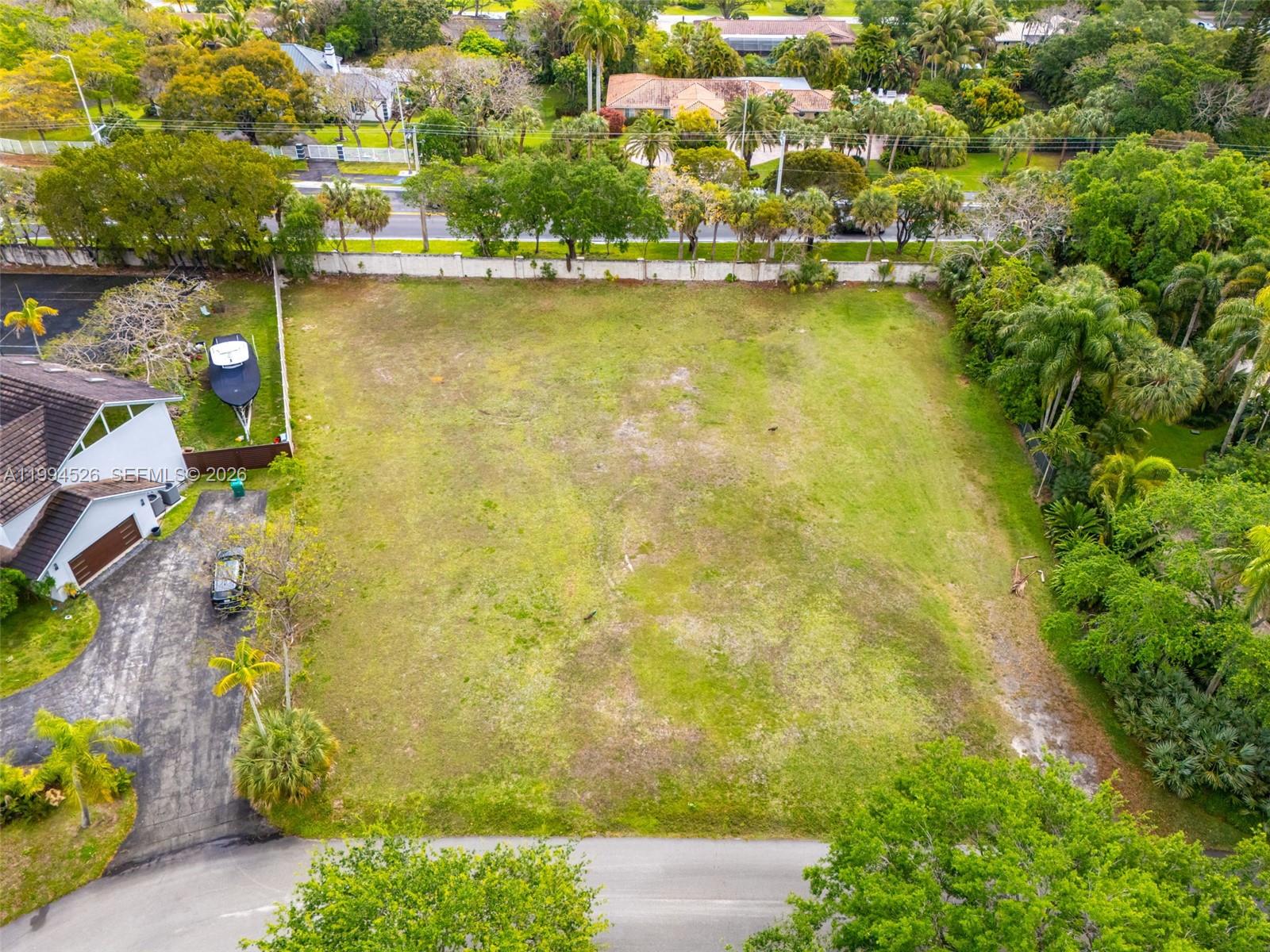 PINE BAY ESTATES SOUTH - Land
