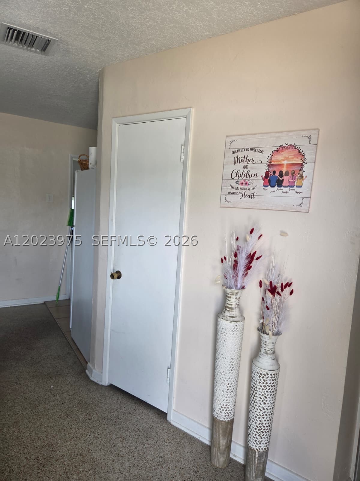 LAUDERDALE VILLAS - Residential
