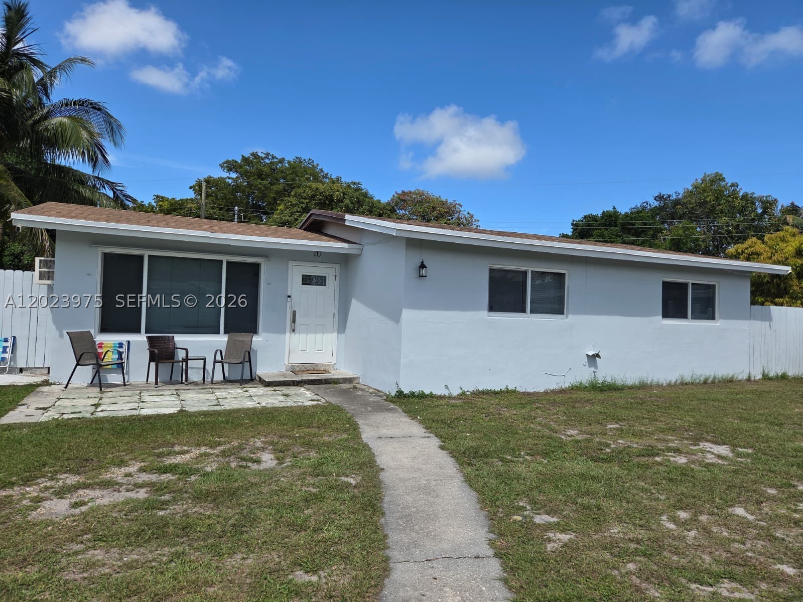 LAUDERDALE VILLAS - Residential