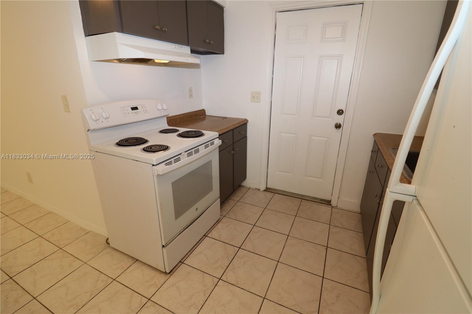 PROSPECT GARDENS - Residential Lease