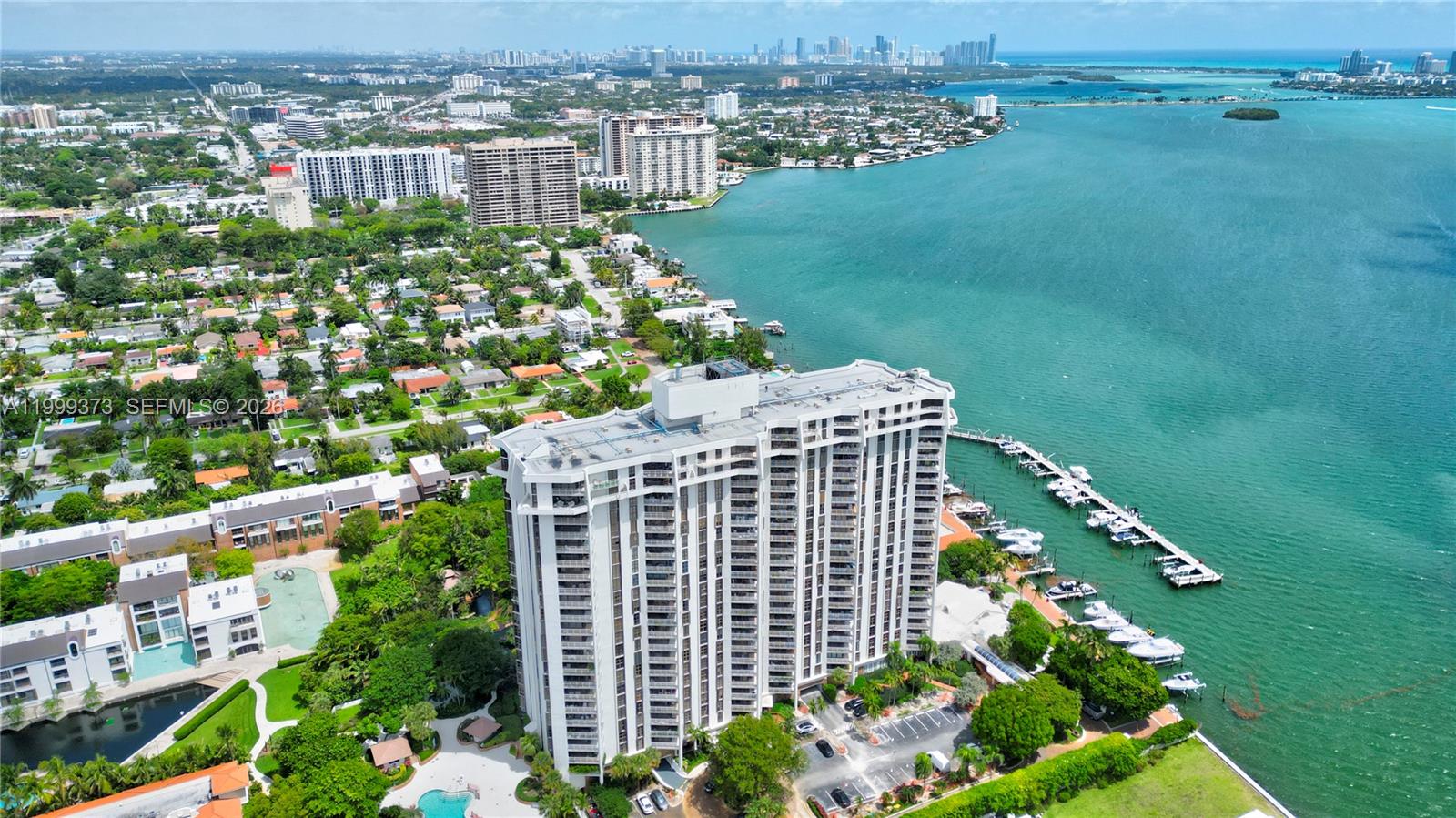 THE TOWERS OF QUAYSIDE CO - Residential