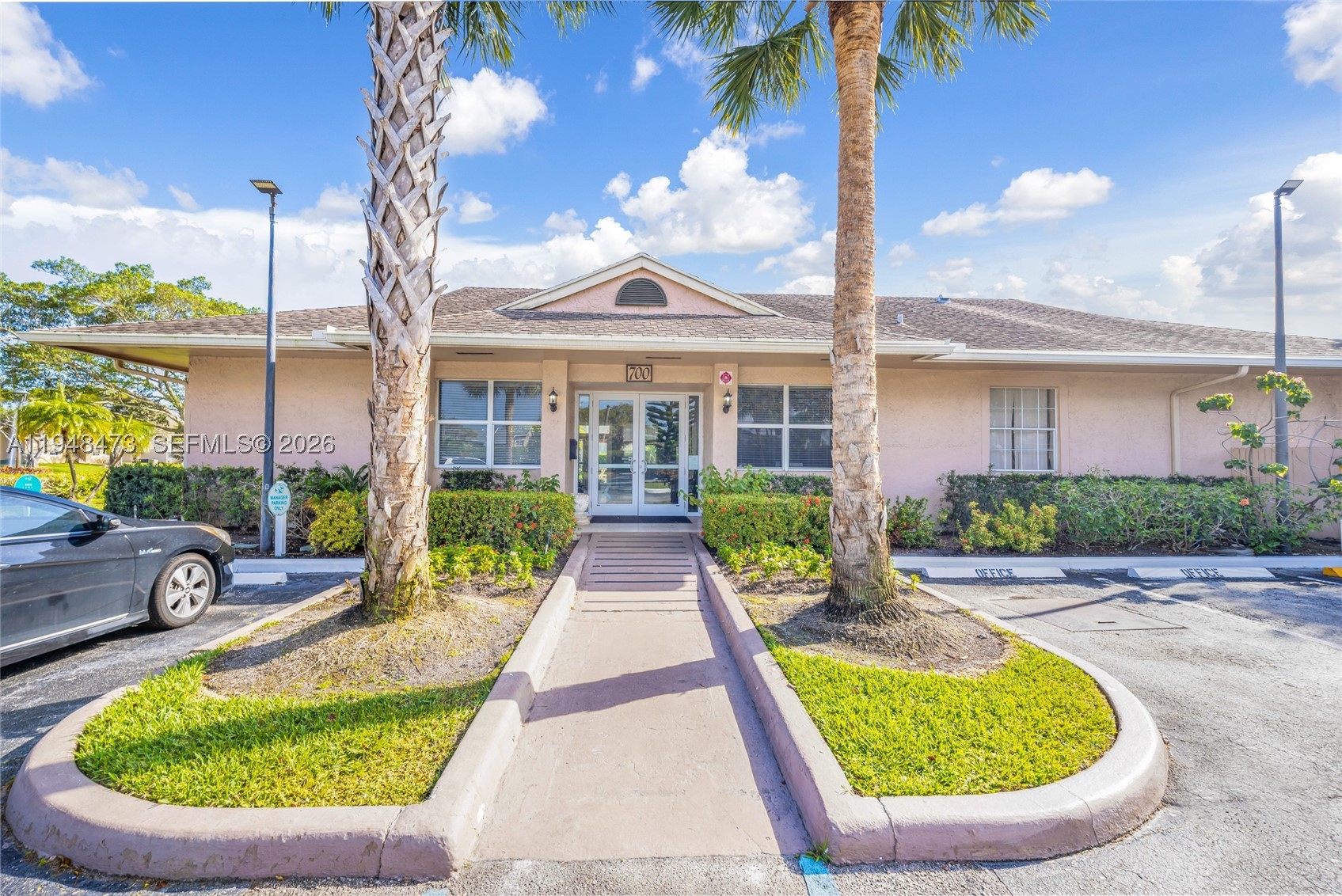 Beautiful Water's Edge Condo — Investor Special or First-Time Homebuyer Opportunity! Prime Deerfield location just steps from the beach. This bright unit needs fresh paint and minor repairs — perfect for an investor or buyer looking to add value. High rental demand in the area, attractive condo amenities, and low HOA fees make this an excellent income-producing option. Easy to show — lockbox in place. Don’t miss out!