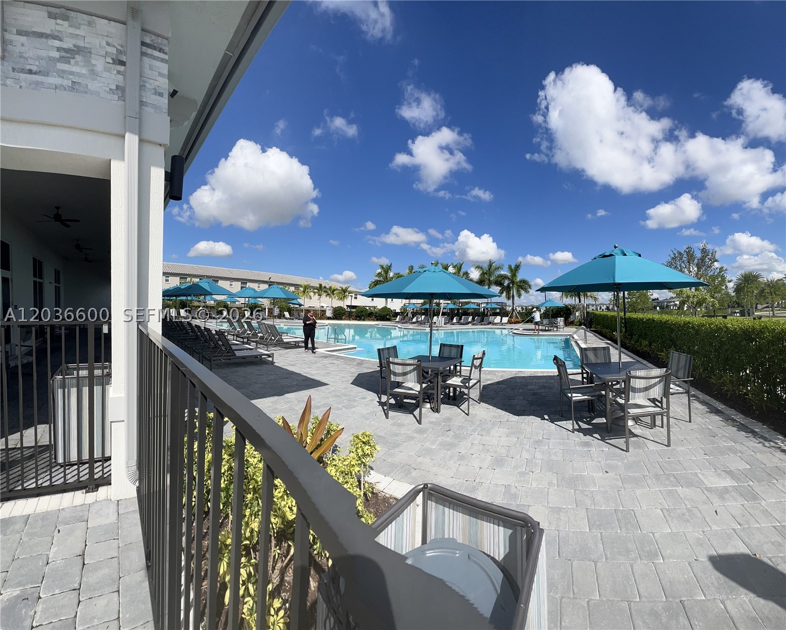 KEYS GATE RESIDENCE - Residential
