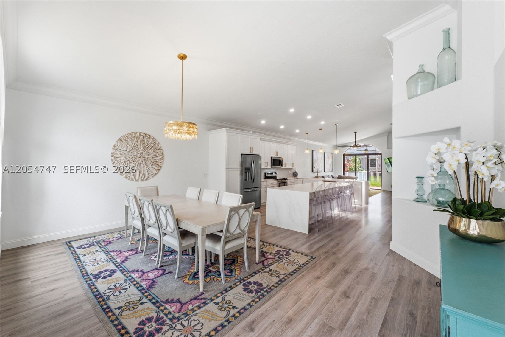 HOLLYWOOD LAKES COUNTRY C - Residential