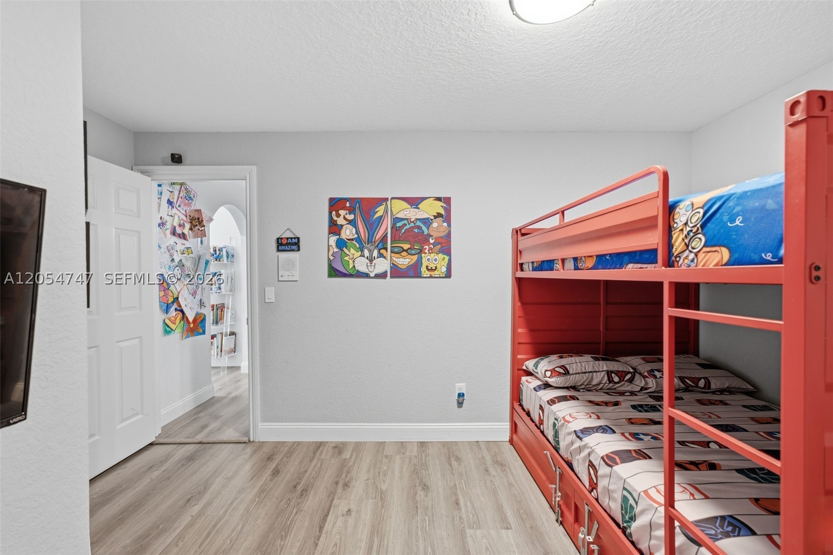 HOLLYWOOD LAKES COUNTRY C - Residential