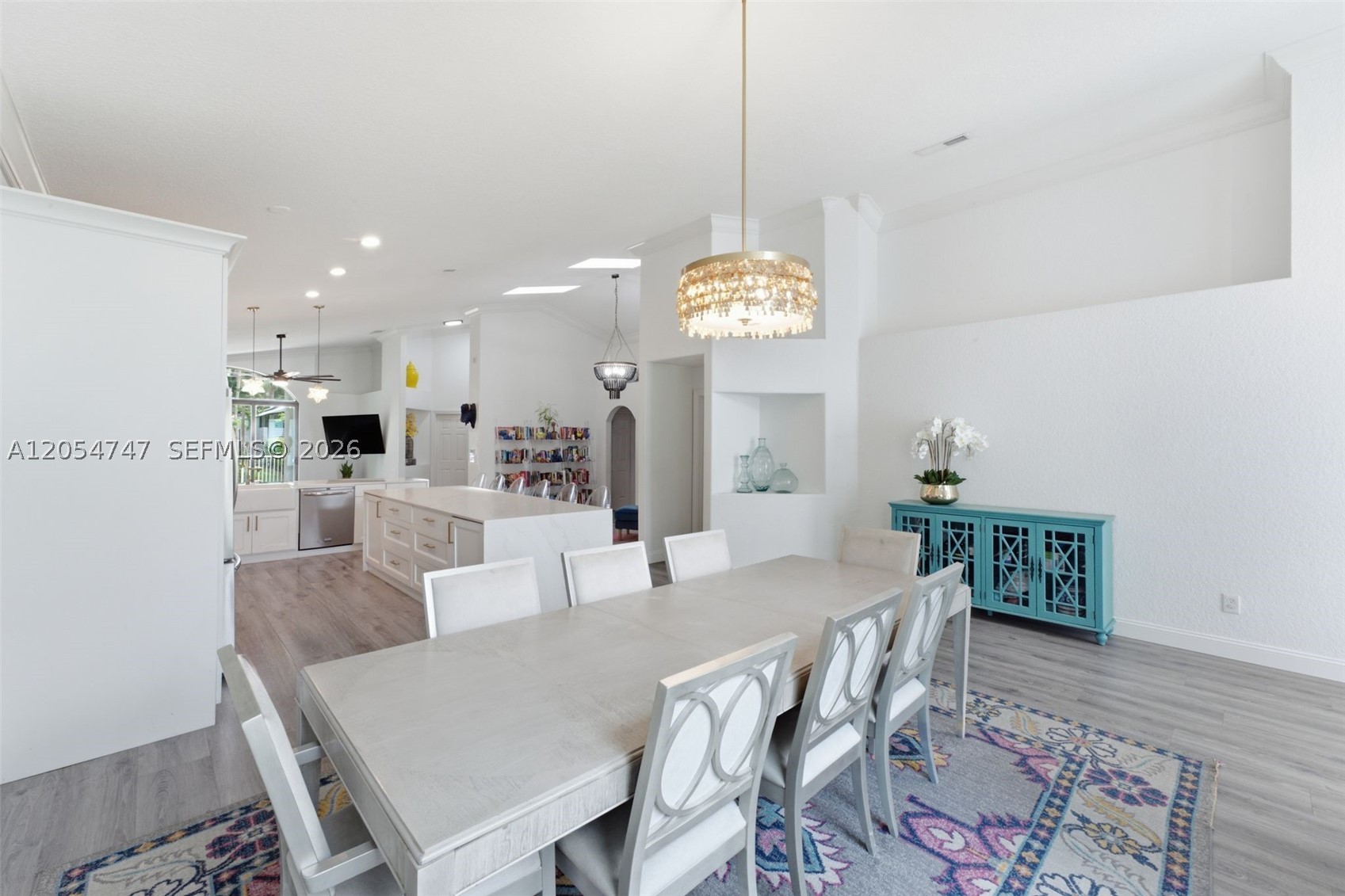 HOLLYWOOD LAKES COUNTRY C - Residential